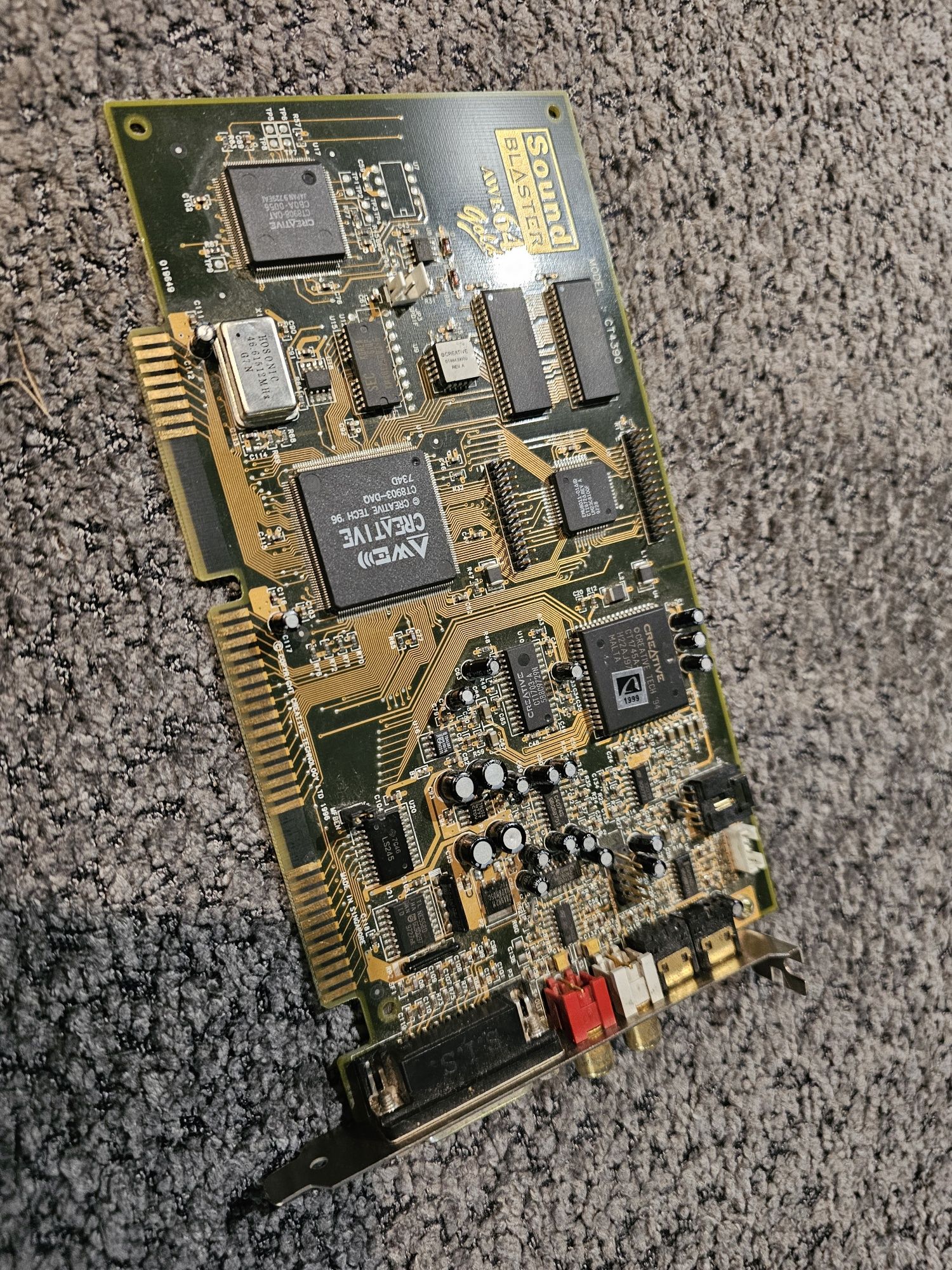 Sound Blaster AWE 64 Gold retro