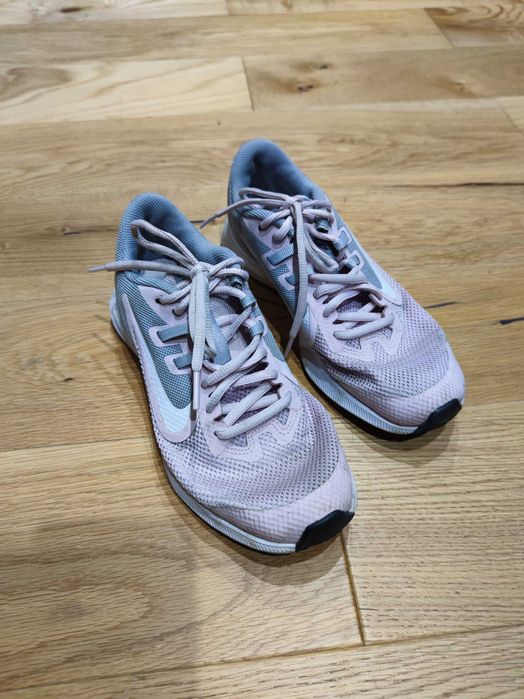 Różowo-szare Nike damskie rozmiar 36