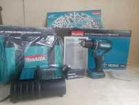 Акумуляторний шуруповерт Makita XFD13 із США (європа Makita DDF485)