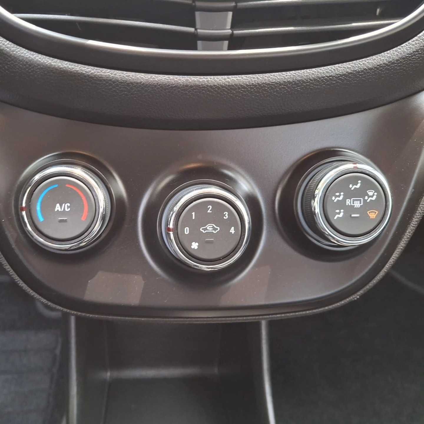 Opel Karl 1.0 2016