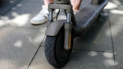 Trotinete Xiaomi 4 Pro MAX 60km autonomia.