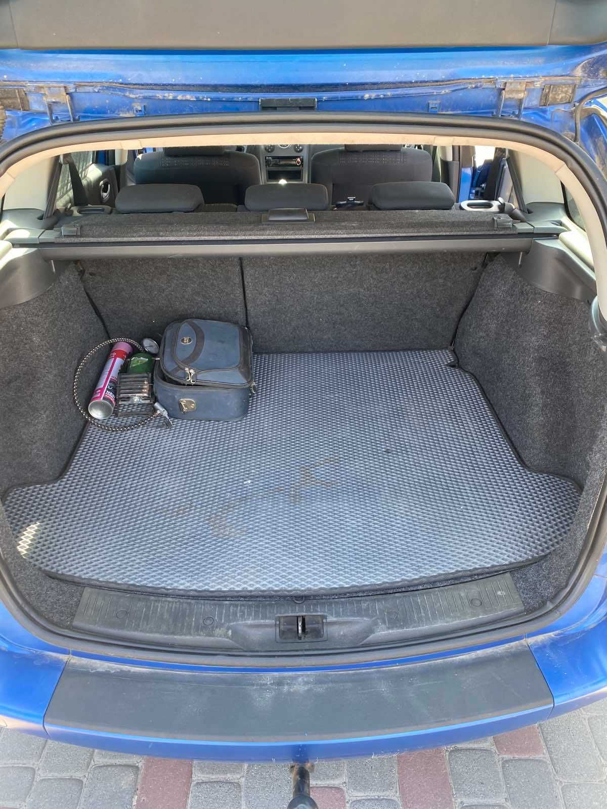 Продається автомобіль Reno Megan 2