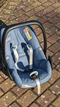 Fotelik Maxi Cosi Puebble Plus z bazą ISOFIX