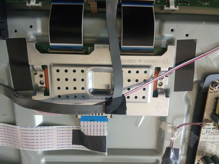 Fonte e mainboard TV Hisense 43 polegadas - Conjunto 04