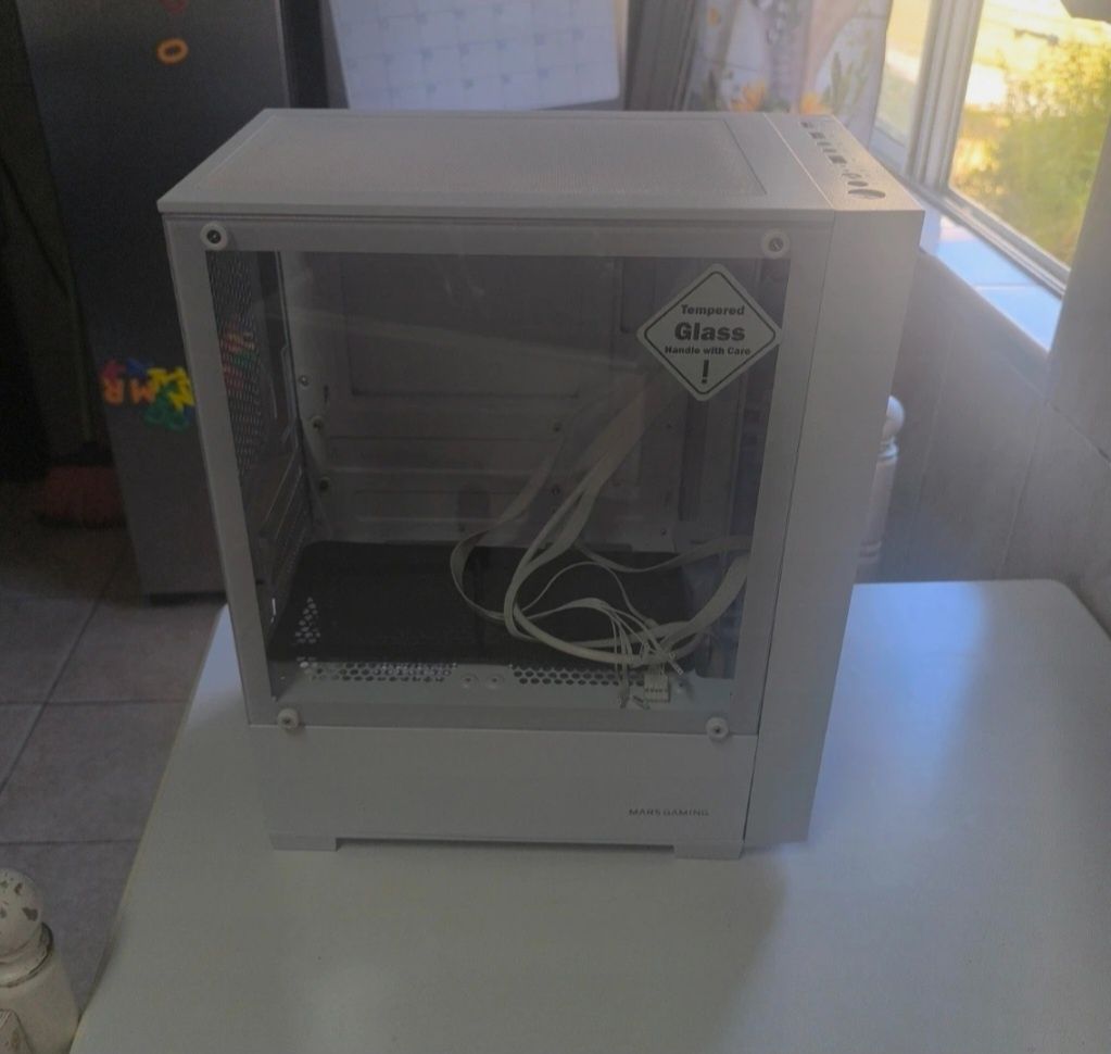 Caixa para pc Mars Gaming