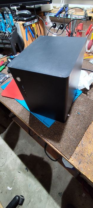 Obudowa mini ATX z zasilaczem