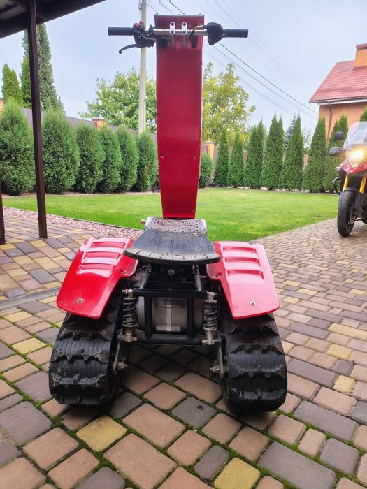 Мотовездіход ,мотоскейт ,гусеничний скейт,