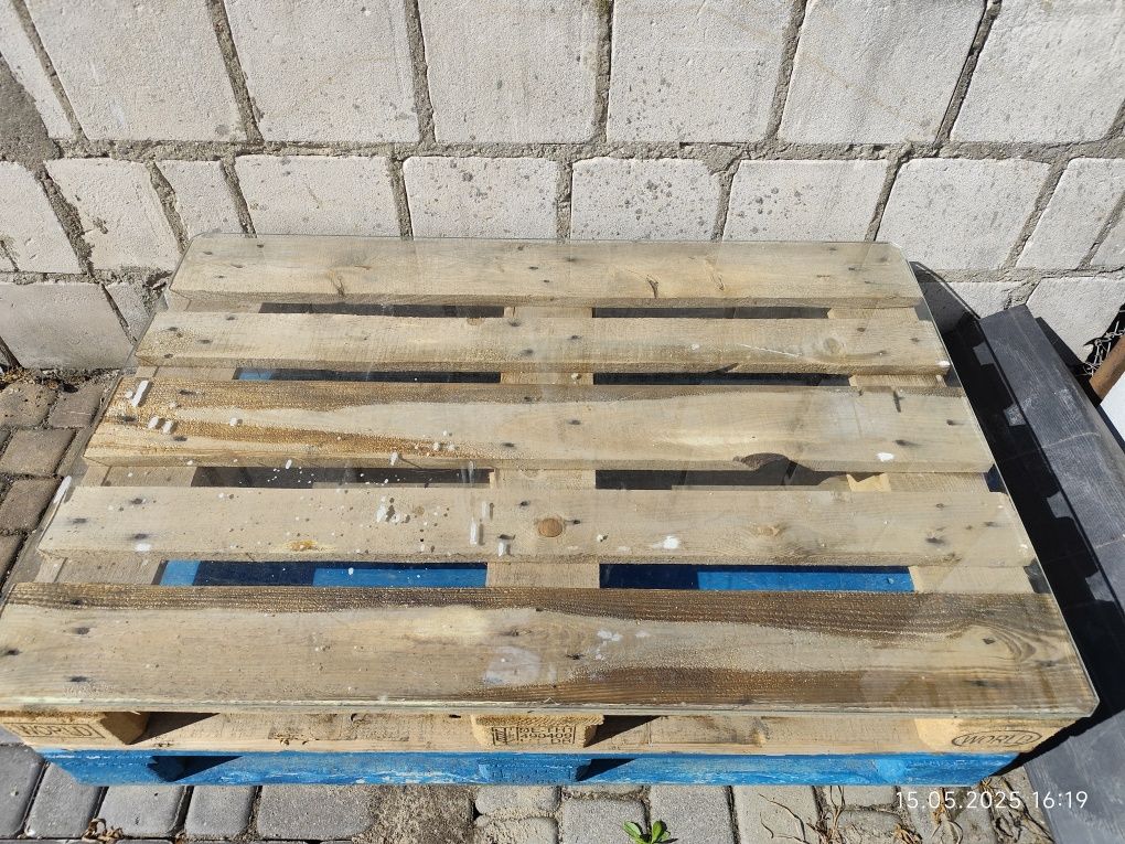 Stół z szyba kanapa z palet Ikea długość 120 x 80 cm, szer 80 wys.78
