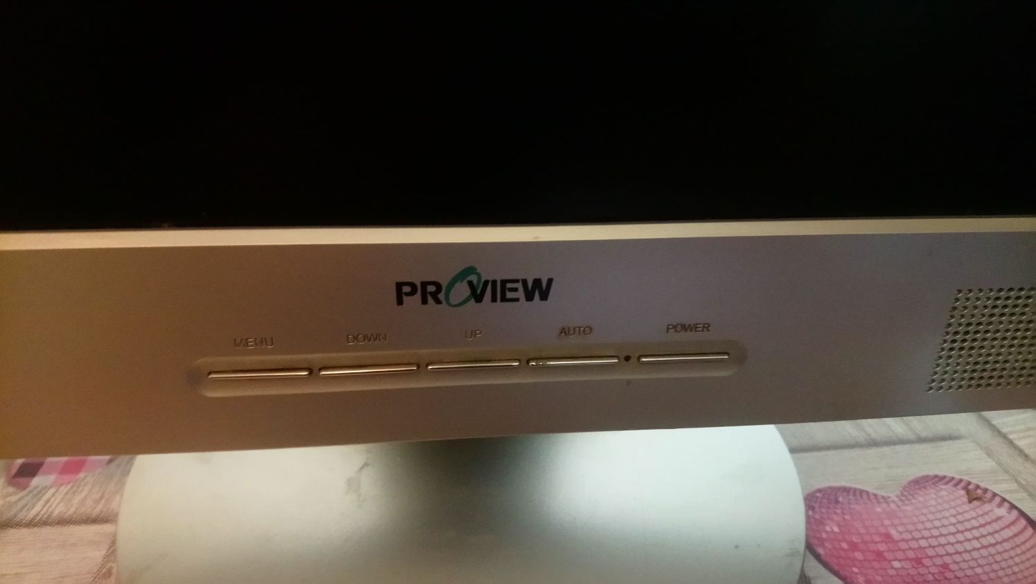 Монитор PROVIEW 900P