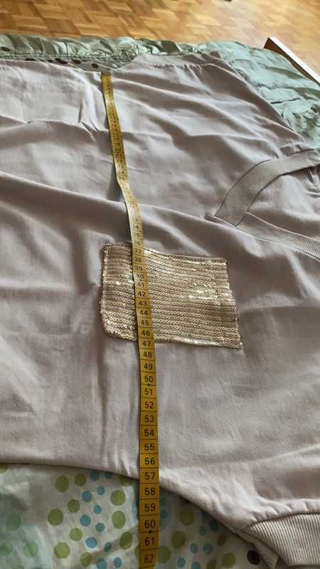 Beżowy dres bawełniany ze złotymi cekinami rozm 36 Made in Italy