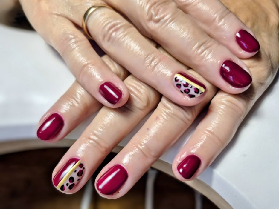 Manicure hybrydowy i zelowy