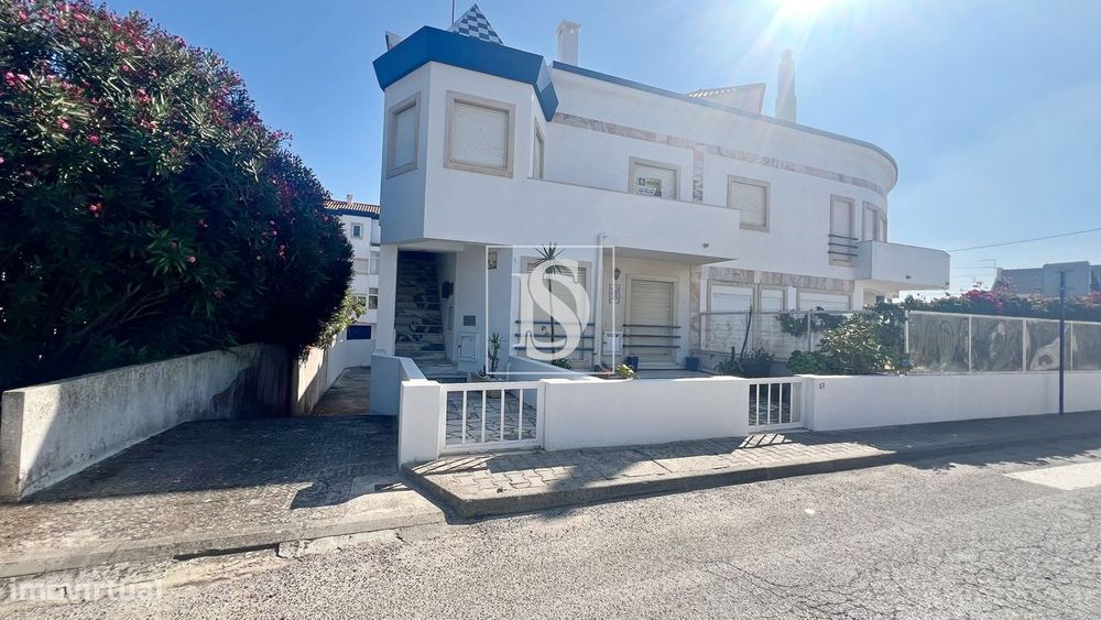 Apartamento T1+1 com vista mar em Peniche – perto da praia