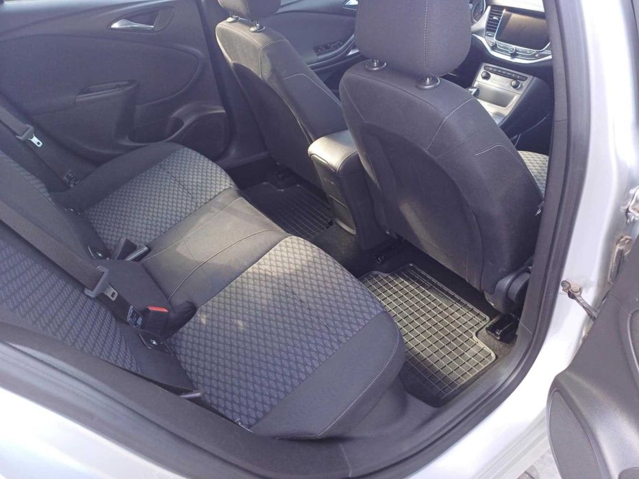 Opel Astra 1.6 diesel 110KM, rok produkcji 2016