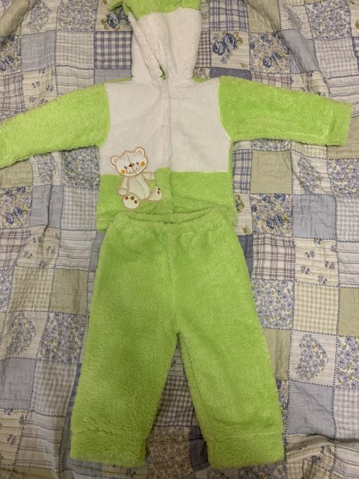 Теплый костюмчик, 230 грн.
