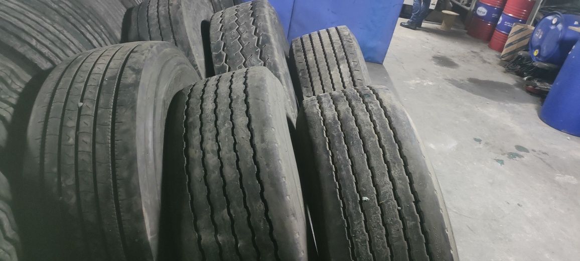 Шины , 385/65  R22,5 БУ