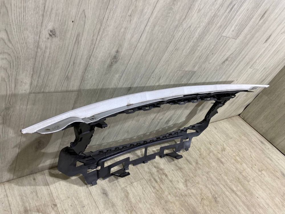 Кронштейн Бампер передний Гриль Opel Astra K (2015-2019г.) 13448088