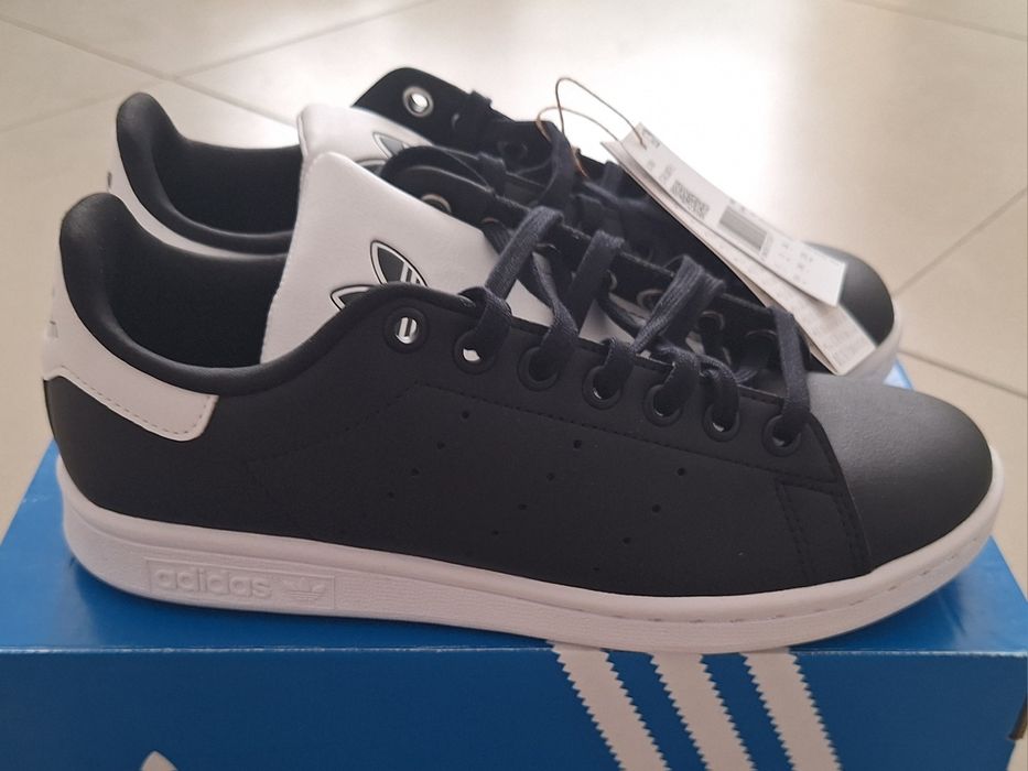 ADIDAS STAN SMITH J
Rozmiar 38
Cena: 150zł.