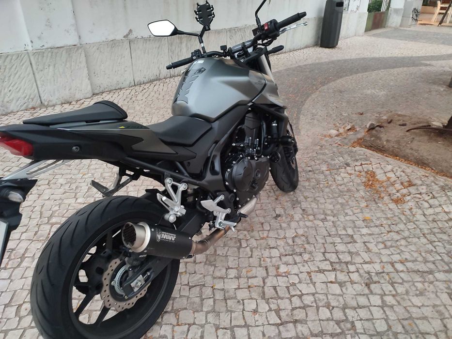 Honda hornet750 ano2025