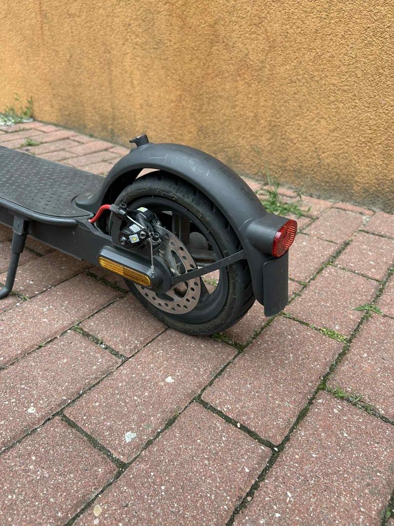 Hulajnoga elektryczna Xiaomi Mi pro 2