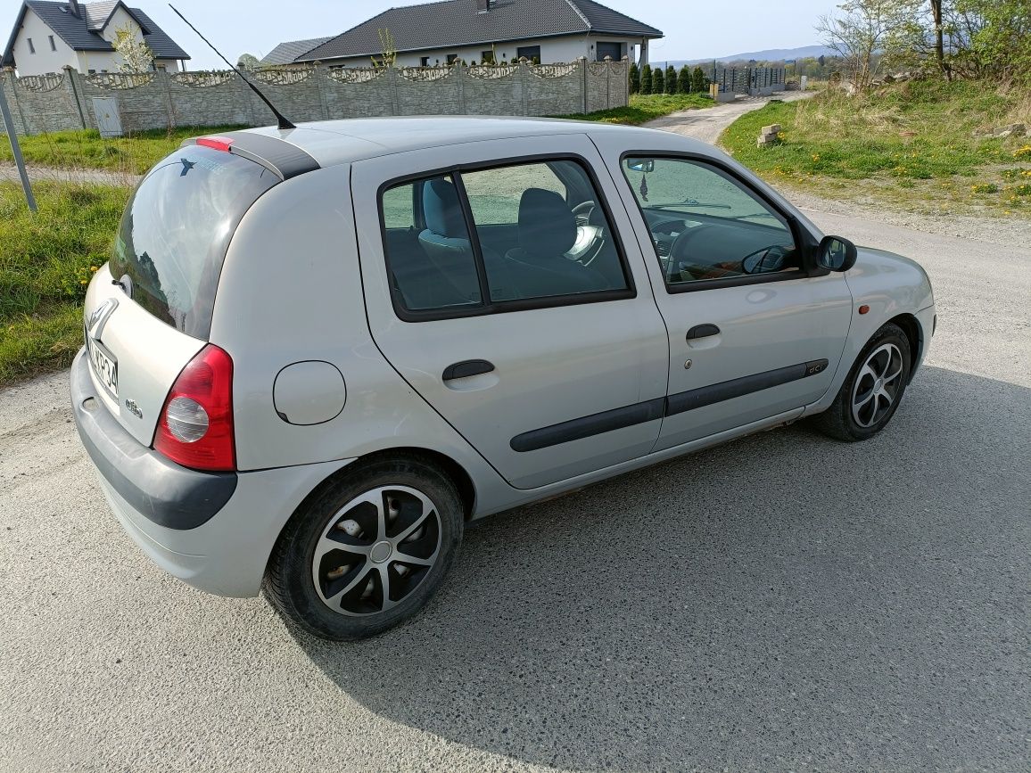 Renault Clio Lift ekonomiczny 1.5 dCi świeży przegląd 2001