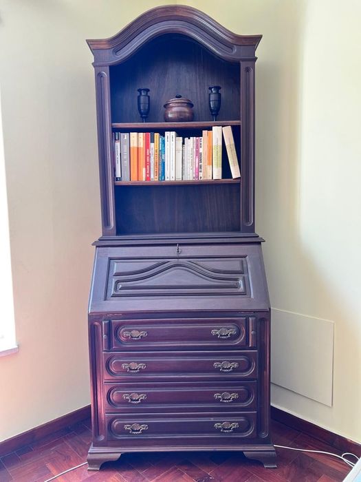 Papeleira / escrivaninha / secretária dobrável com estante e gavetas