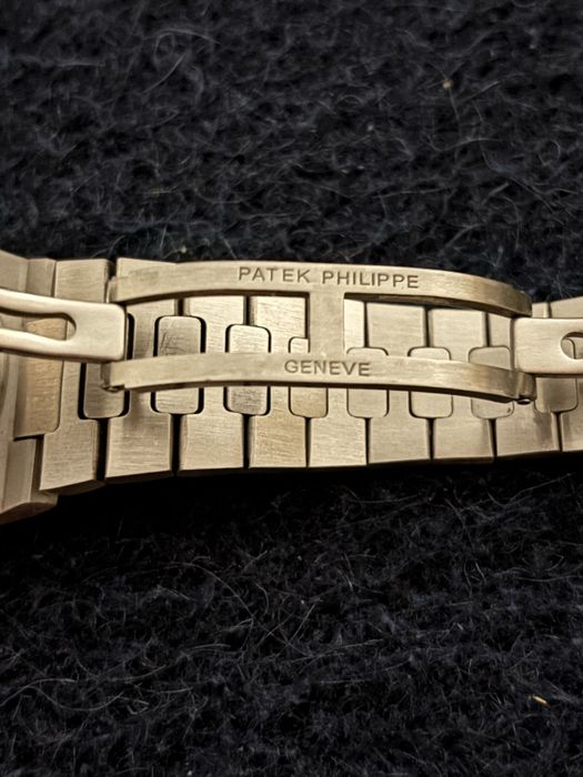 Срочно!!!Patek Philippe Nautilus з зеленим циферблатом