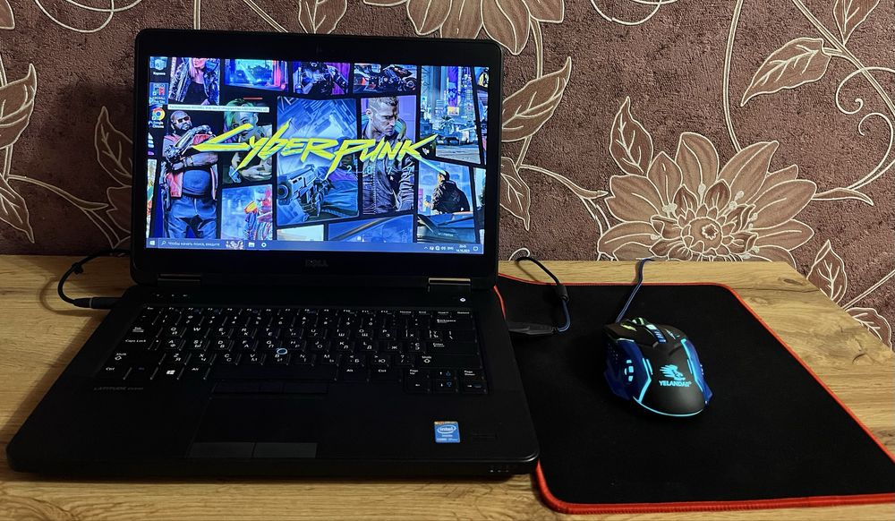 Ігровий ноутбук / ПРОЦ: i7 / Nvidia Geforce GT