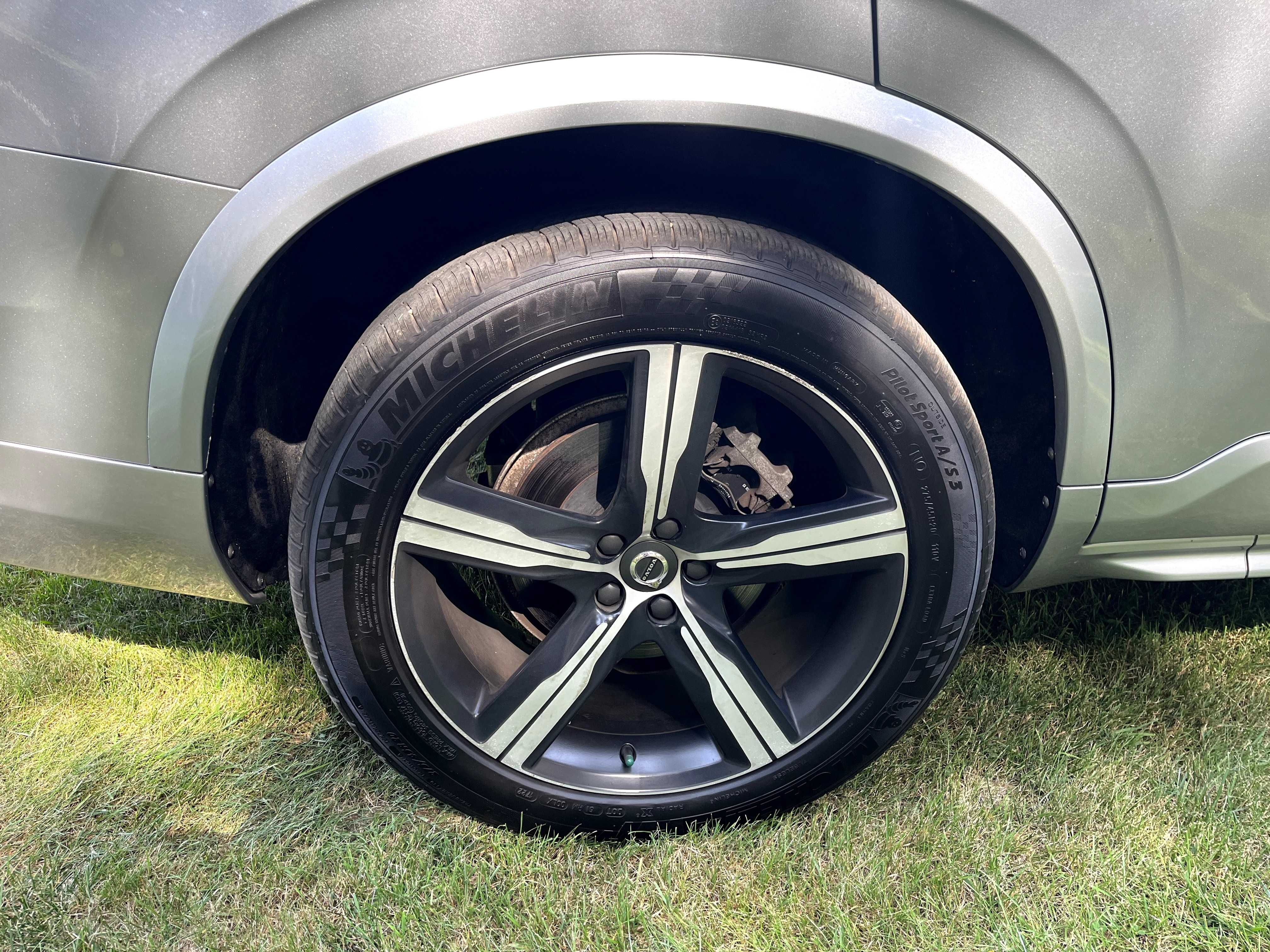 VOLVO XC90 T6 R-Design