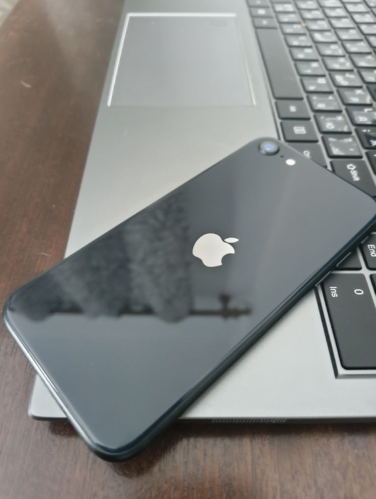 Vendo iPhone SE 2022