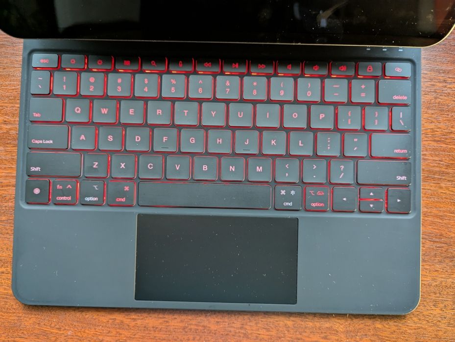 Goojodoq: Преміум аналог Apple Magic Keyboard для iPad Pro 12.9