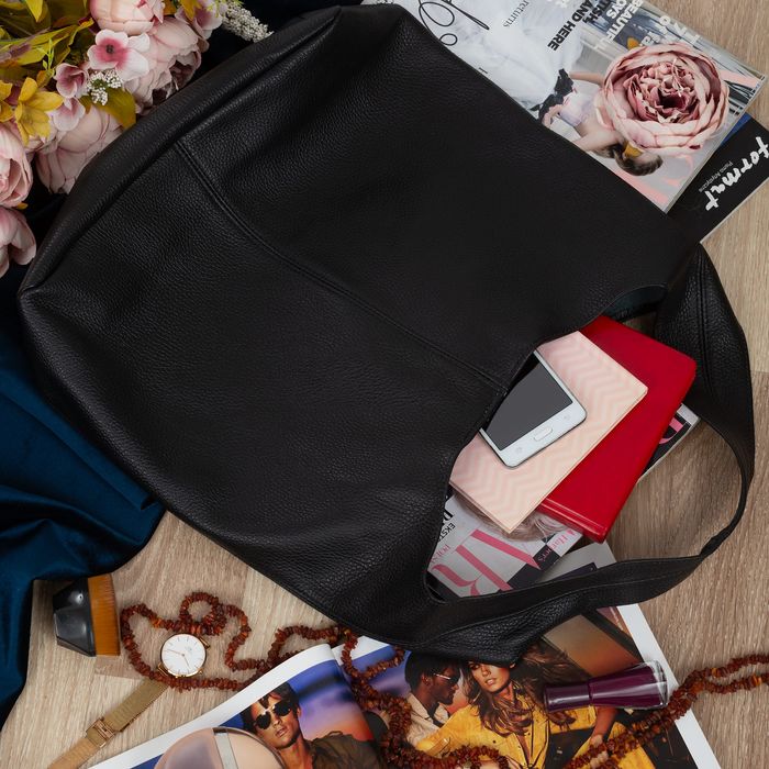 VERA PELLE torebka skórzana worek na ramię z saszetką V517 czarna