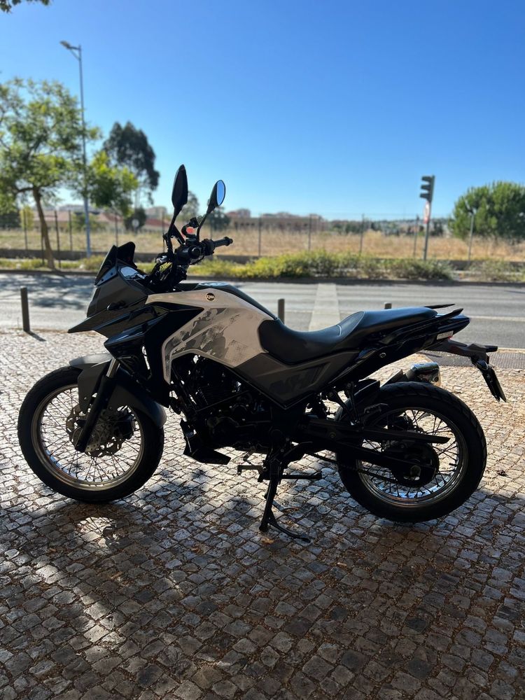 Vendo mota Sym NHT