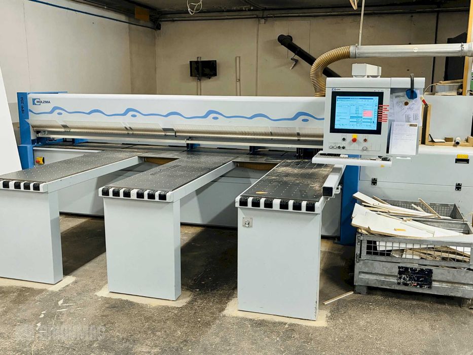 Pilarka panelowa HOLZMA HPP 250/38/38