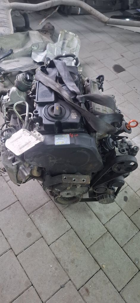 Мотор двигун dodge caliber journey chrysler Jeep 2.0crd BWD