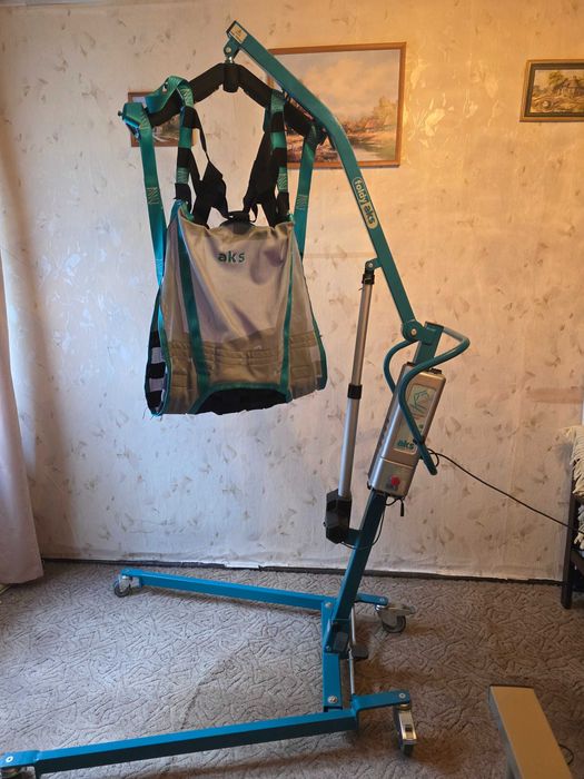 Podnośnik/transporter dla chorych