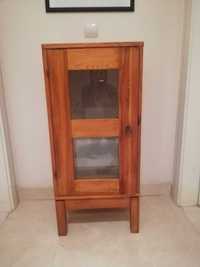 Armário/aparador de madeira (pinho) e vidro