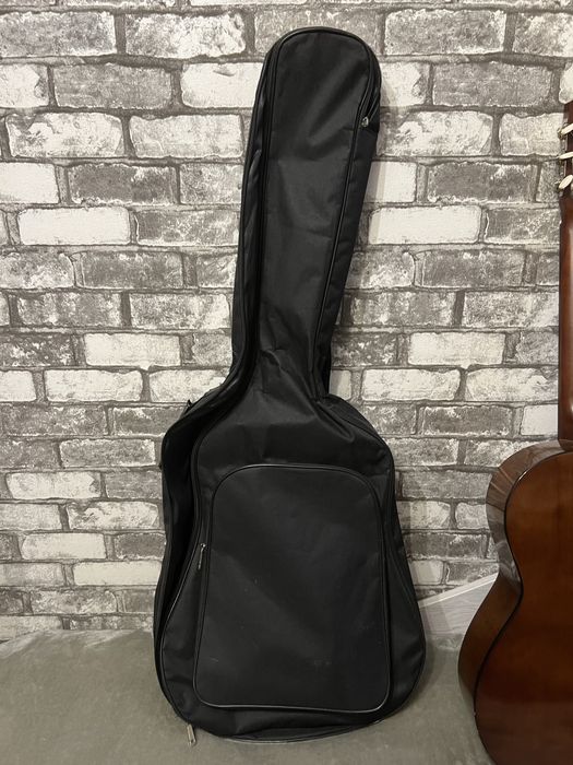 Продам гітару Yamaha c40 класична з чехлом