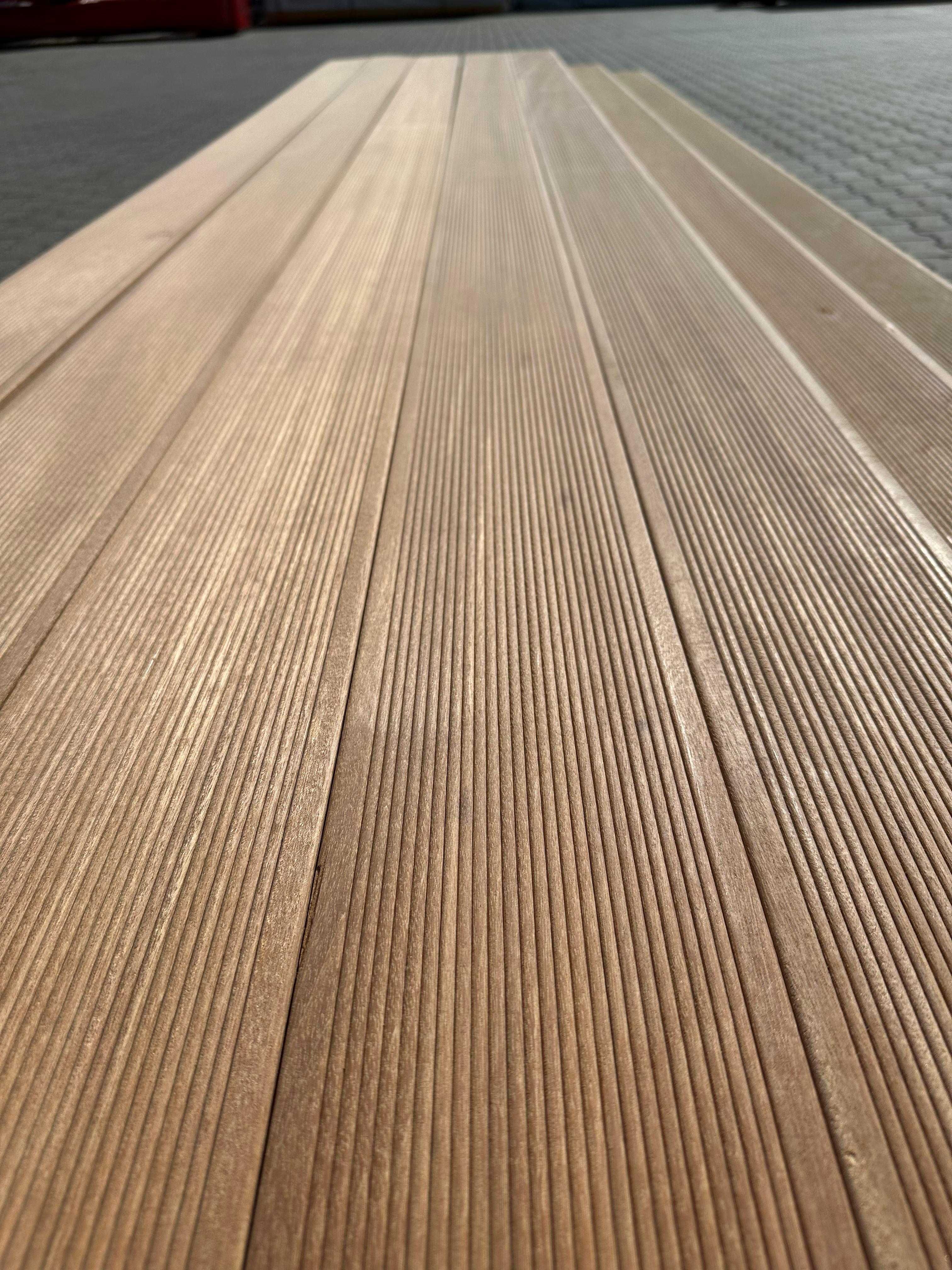 Deska Tarasowa egzotyczna bangkirai Bangkiray ryflowana 25x145mm