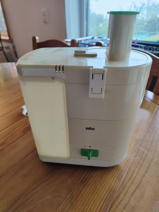 Máquina de Sumos Braun