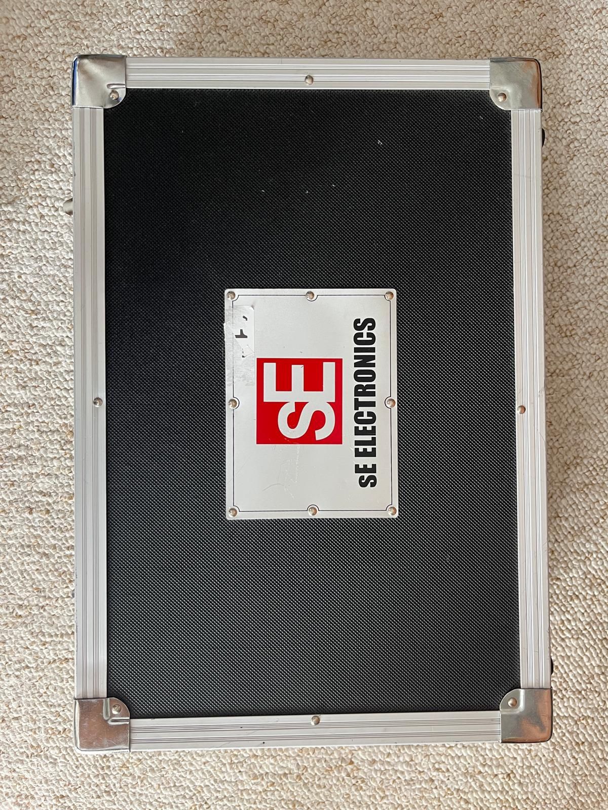 Mikrofon pojemnościowy Se Electronics z5600a Ii
