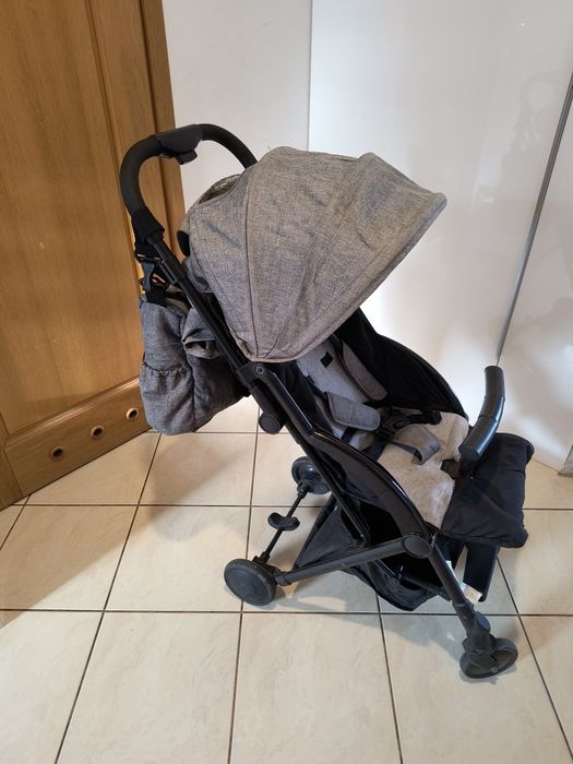 Wózek spacerowy Kinderkraft z torbą