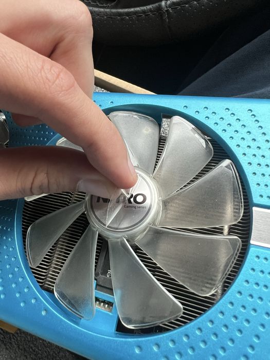 Видеокарта Sapphire RX580 Nitro+ 8GB идеальное состояние