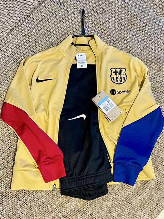 Dres Nike FC Barcelona 137-147 M komplet - oryginał