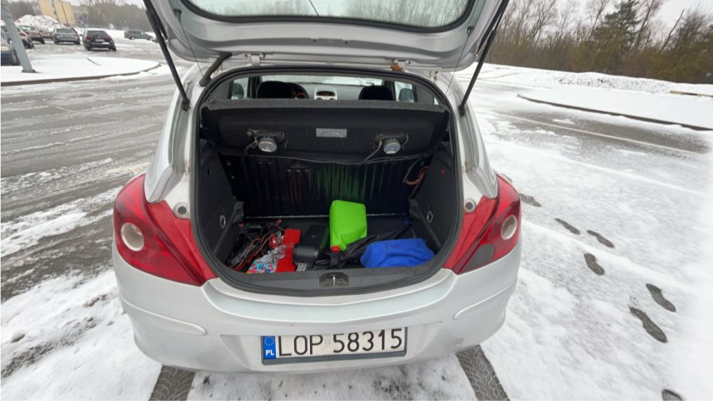 Opel corsa d 2008r