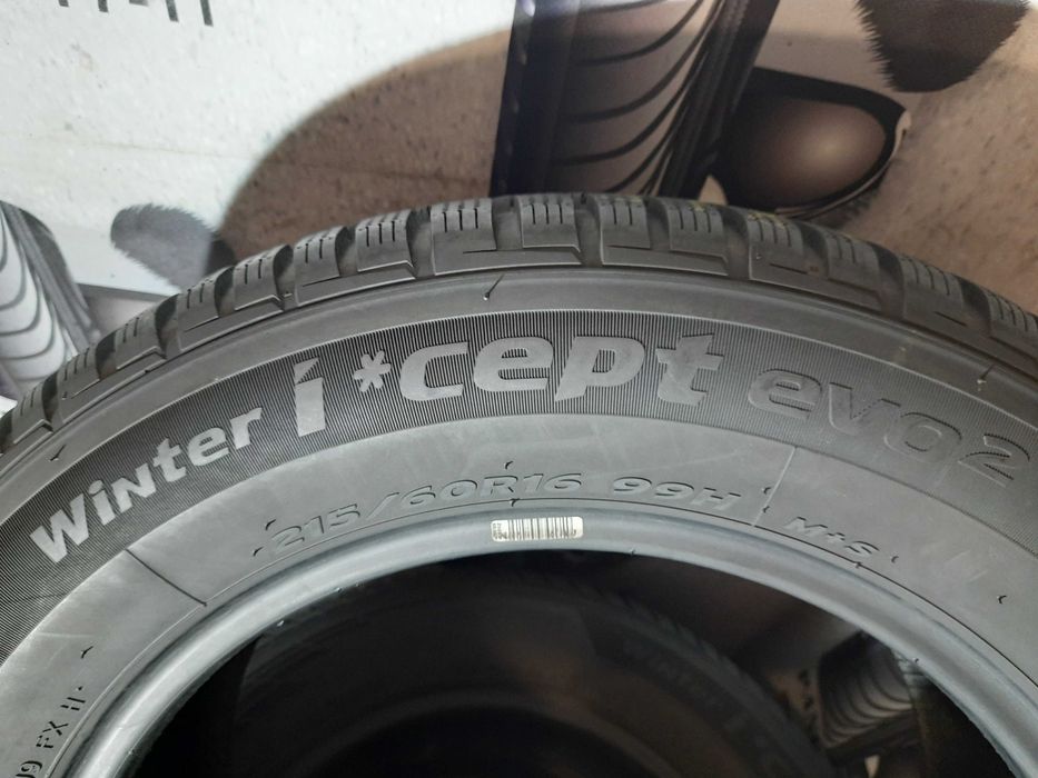 Шини 7,5мм 215/60 R16 HANKOOK Winter i*cept EVO2 б/у зима склад