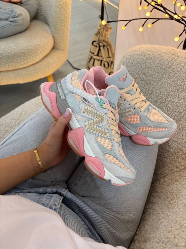 АКЦІЯ Кросівки New Balance 9060 Baby Shower у розмірах 36 - 40