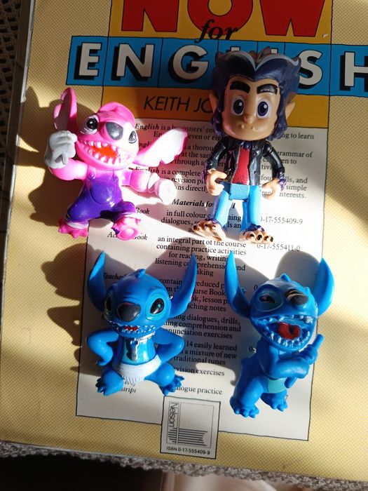 Boneco GAATPOT 4 Pcs/Lot 3-5Cm Disney Action Toy Figures Lilo Stitch D