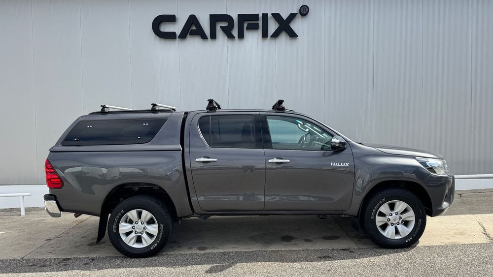 Toyota Hilux 2.4 D-4D 4WD CD Tracker