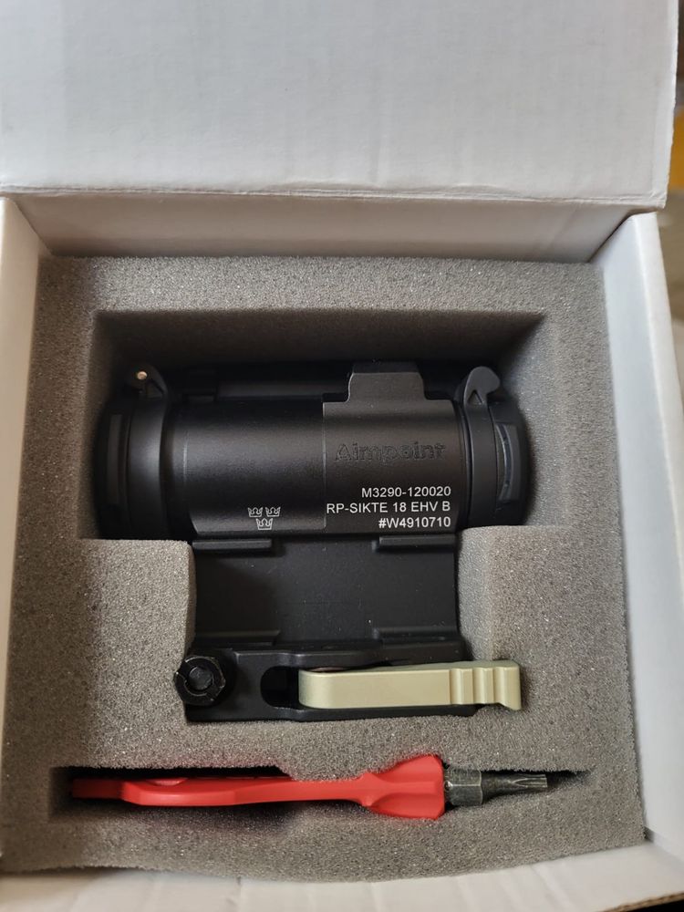 Коліматорний приціл Aimpoint m3290