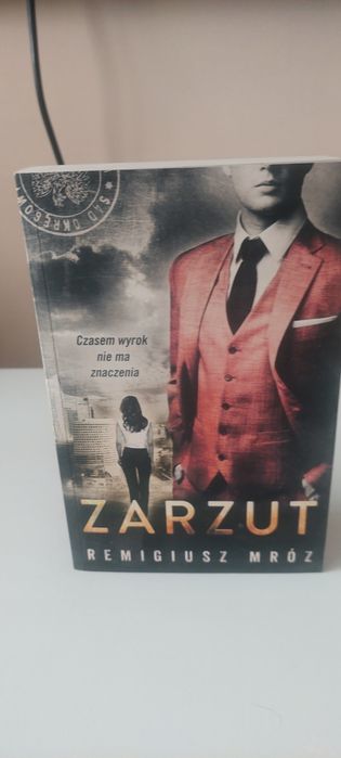 Książkę pt Zarzut